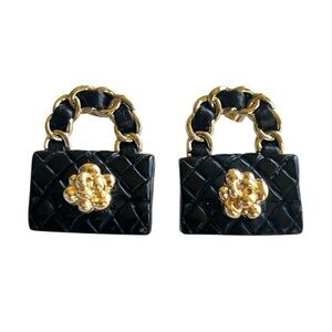 Elegant Luxury Style Quilted Handbag Pierced Black and Gold Earrings NWT